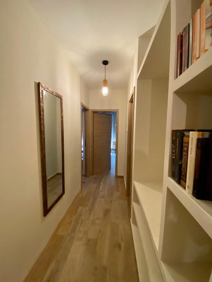 Apartment With Balcony And Free Parking Zara Esterno foto
